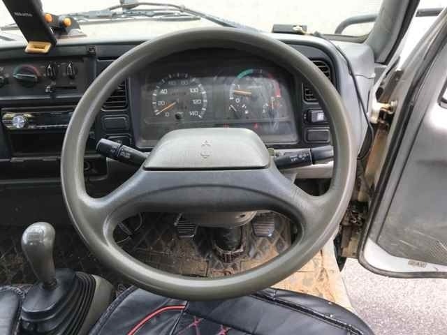 
								Mitsubishi Canter – Crane full									