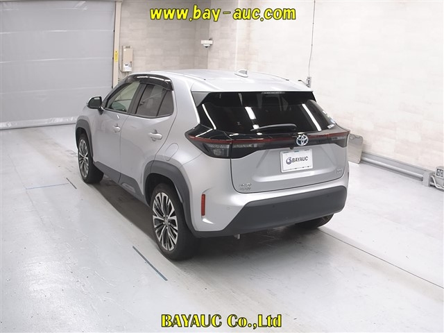 
								Toyota Yaris Cross full									