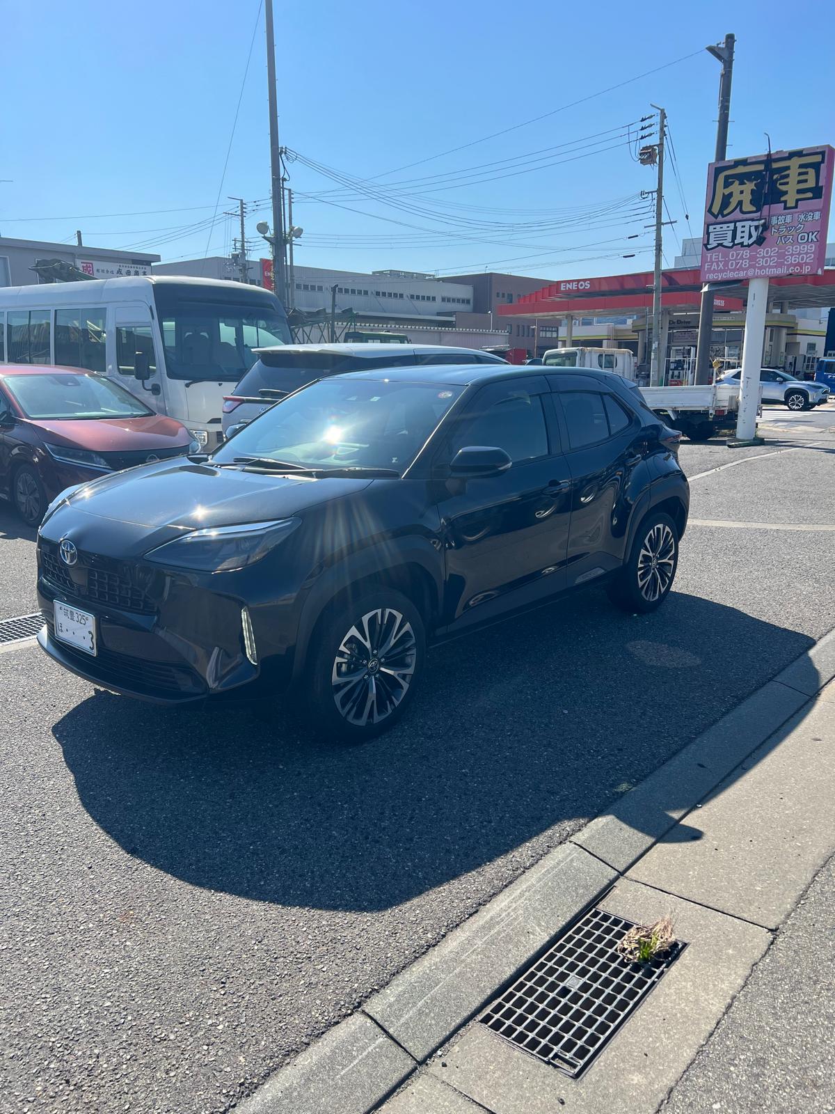 
								Toyota Yaris Cross full									