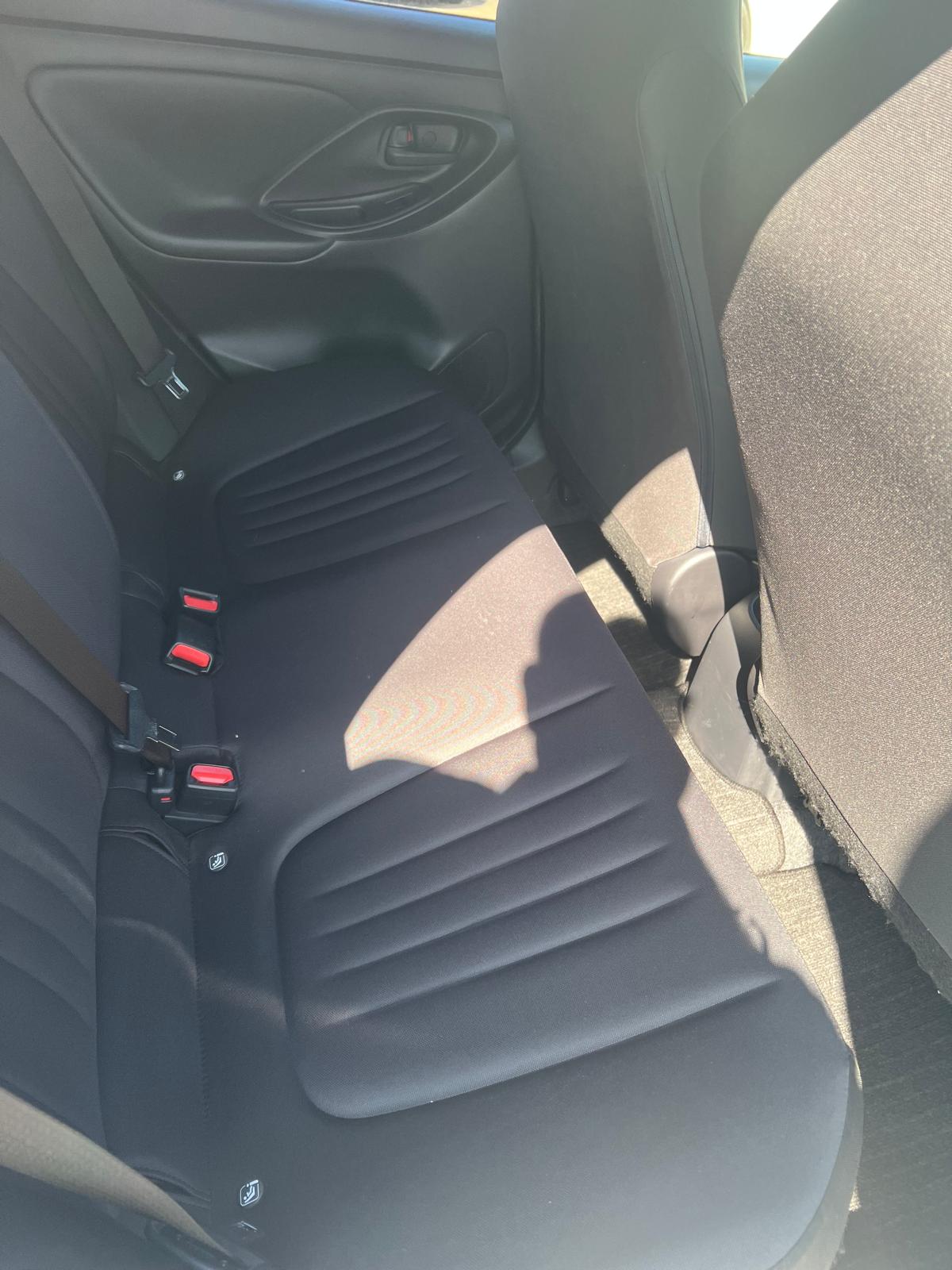 
								Toyota Yaris Hatch full									