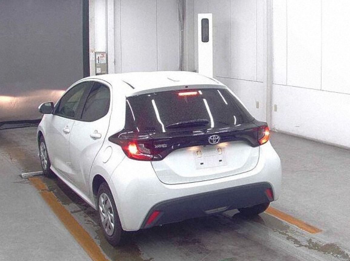 
								Toyota Yaris Hatch full									