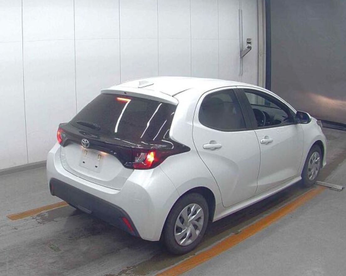 
								Toyota Yaris Hatch full									