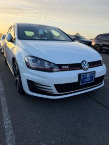 Volkswagen Golf GTI