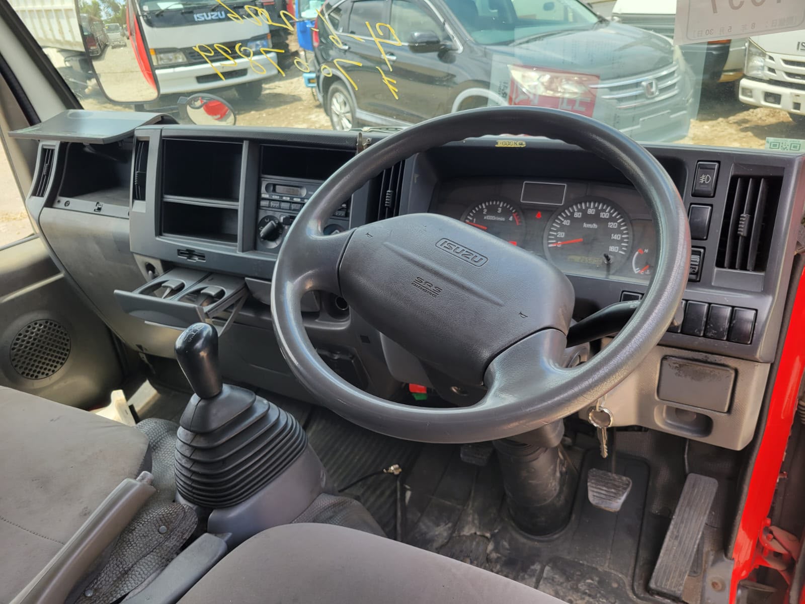 
								Isuzu Elf full									